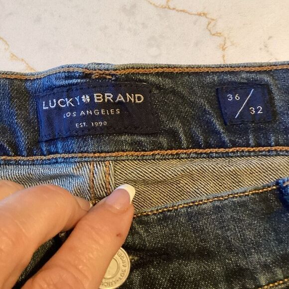 NEW Lucky Brand 361 Vintage Straight Jeans Sz 36x32 - Picture 3 of 8